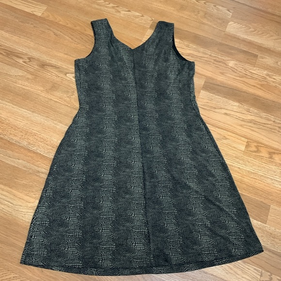 Vintage Nikki Morgan, sleeveless brown black abstract design midi dress. Size 8. - Picture 7 of 17